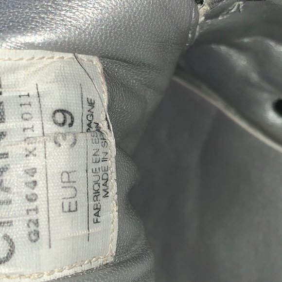 100% authentic Chanel tennis shoes - Picture 2 of 7